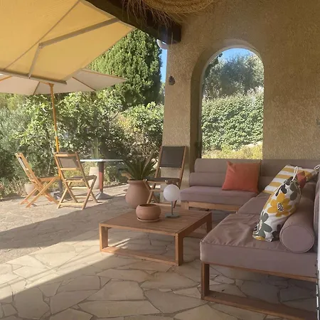 Charmante Vue Calme Au Lavandou - Fr-1-308-145 *